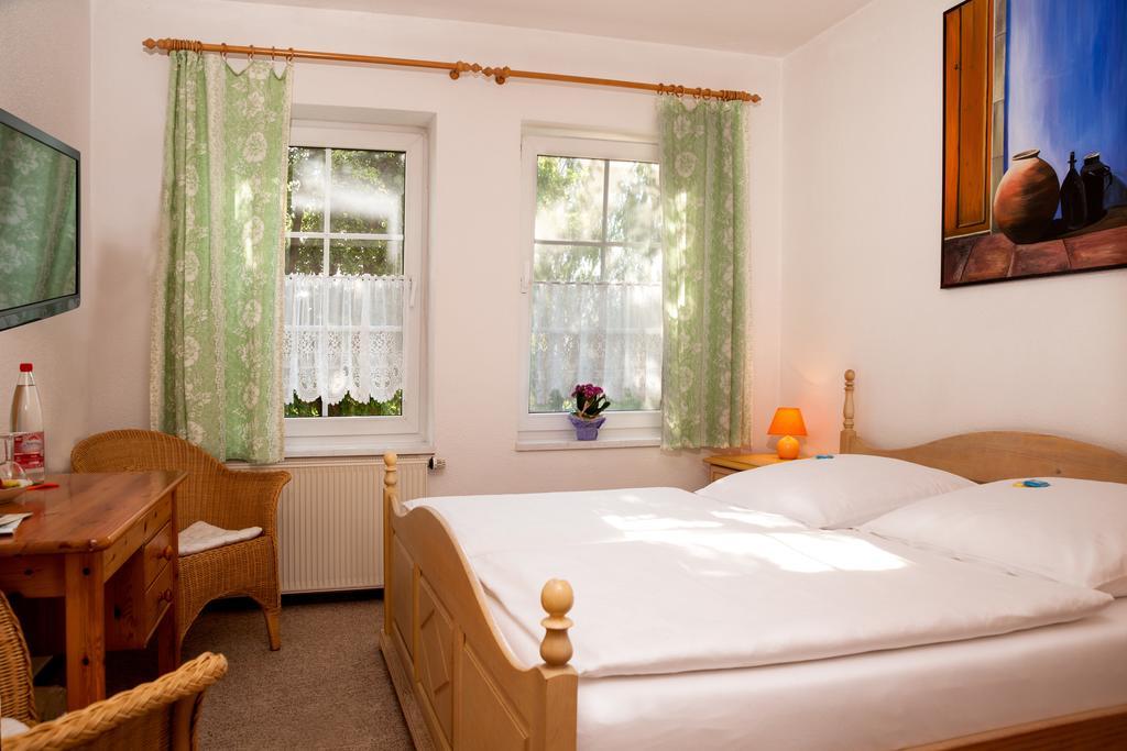 Pension Altstadt Borna Ngoại thất bức ảnh